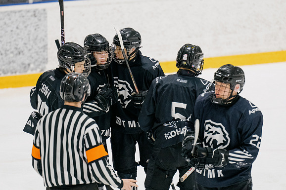 Расписание матчей и трансляции на 18 и 19 апреля