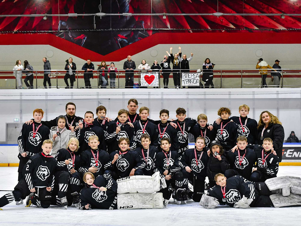 «Трактор-2013» – обладатель серебряных медалей на Турнире шести