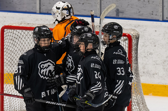 Межрегиональное соревнование «Урал, Сибирь и Приволжье» среди мальчиков 2014 года рождения. «Трактор» vs Хк. шк. им. М.М. Азаматова (25:0)