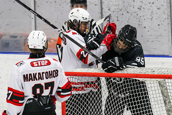 Межрегиональное соревнование «Урал, Сибирь и Приволжье» среди юношей 2009 года рождения. «Трактор» vs «Д13 Юность» (2:3)